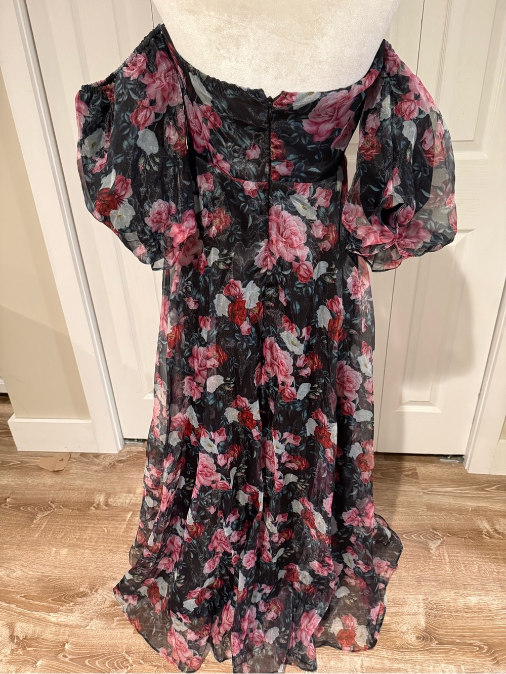 Lulus, True Excellence Black Floral Bustier Off-the-Shoulder Gown, Size M EUC - Picture 11 of 16